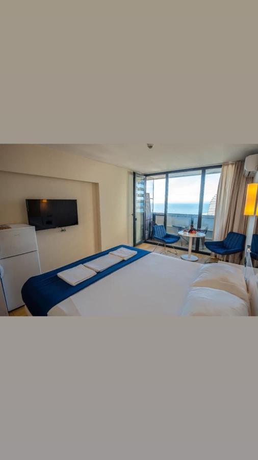 Orbi City Hub Apartments Batumi Luaran gambar