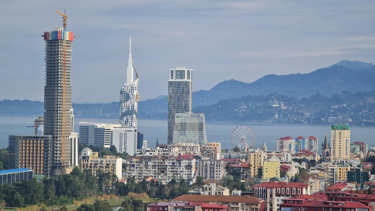 Orbi City Hub Apartments Batumi Luaran gambar